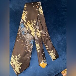 Damo Artistic Brown Tie with Yellow and Blue Design